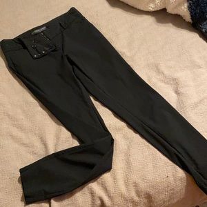 Black exact stretch ankle pant